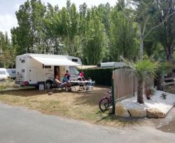 Camping Saint Hilaire de Riez, Camping avec emplacements camping cars